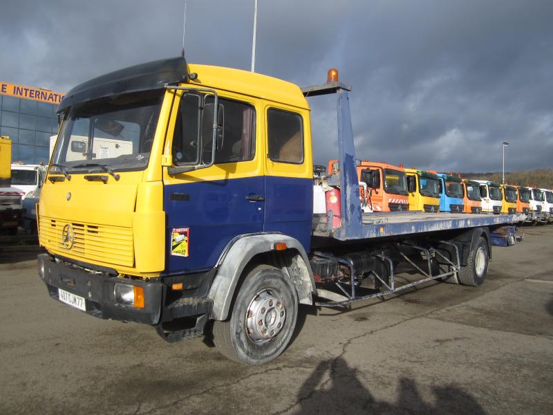 Camion Mercedes 1517 Véhicules spéciaux Dépannage