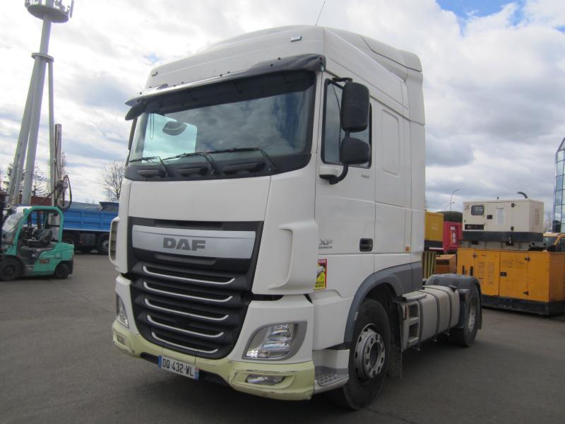 Tracteur DAF XF 460