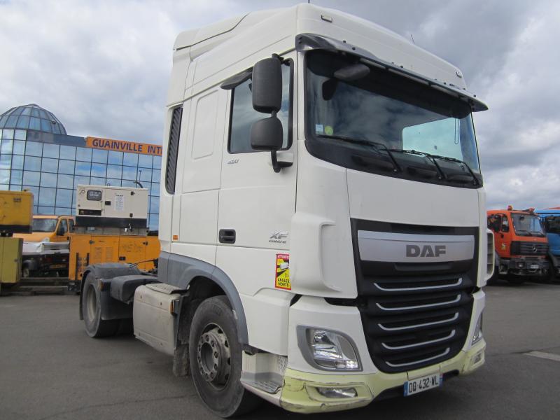 Tracteur DAF XF 460