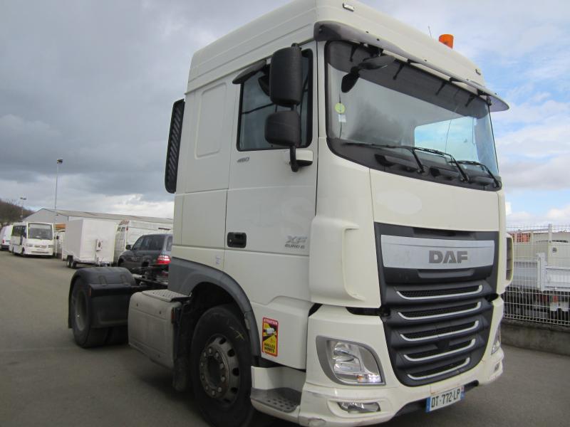 Tracteur DAF XF105 460