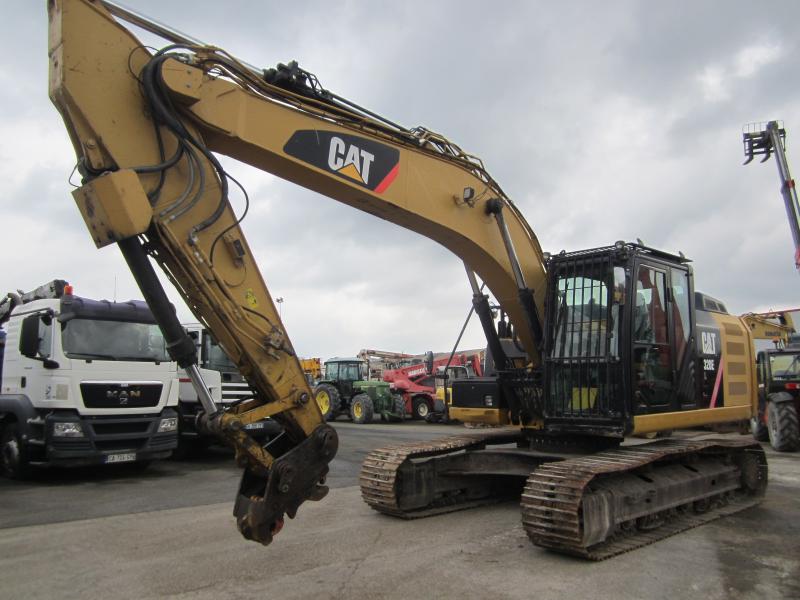 Pelle Caterpillar 320EL Pelle sur chenilles