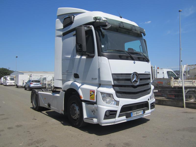 Tracteur Mercedes Actros 1845