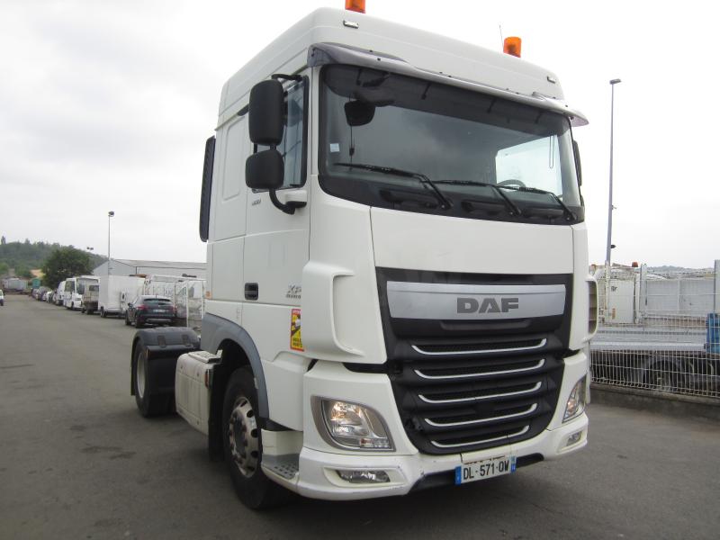 Tracteur DAF XF 460