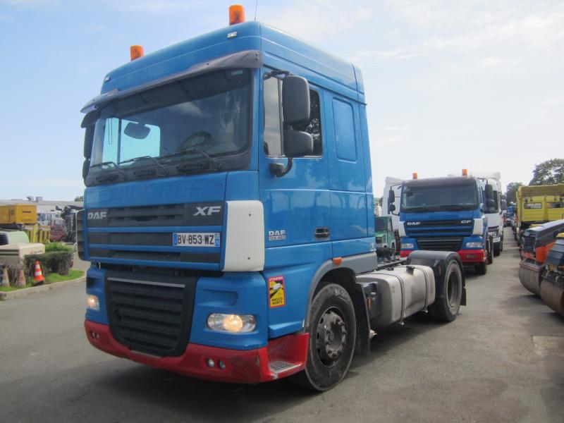 Tracteur DAF XF105 460