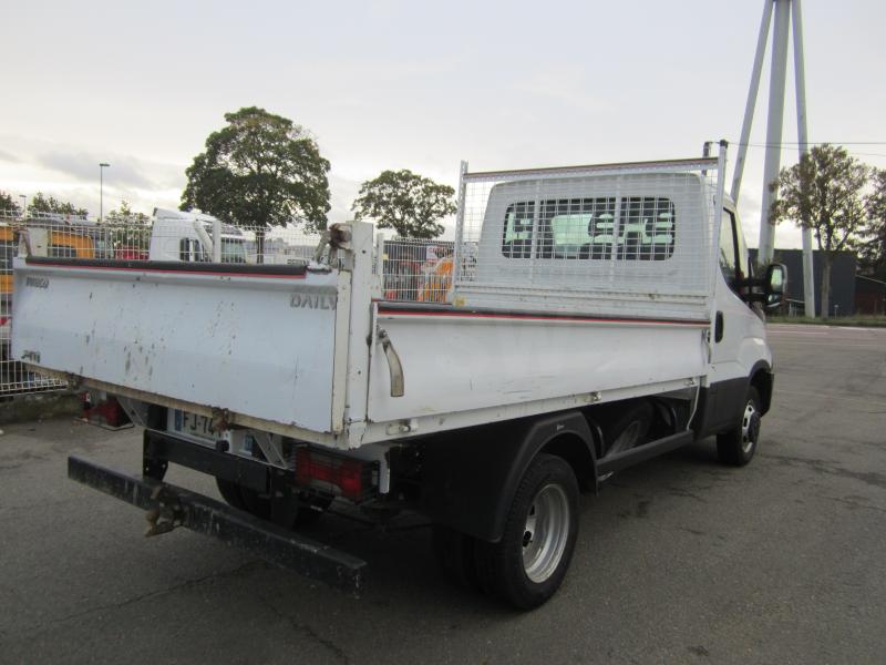 Utilitaire Iveco Daily 35-150 Benne Benne arrière