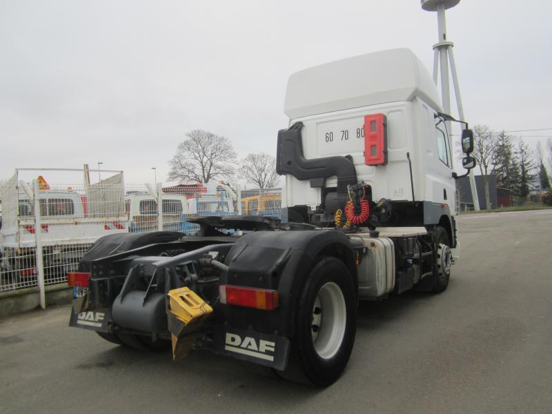 Tracteur DAF CF85 410