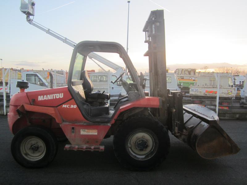 Chariot élévateur Manitou MC30 Chariot diesel