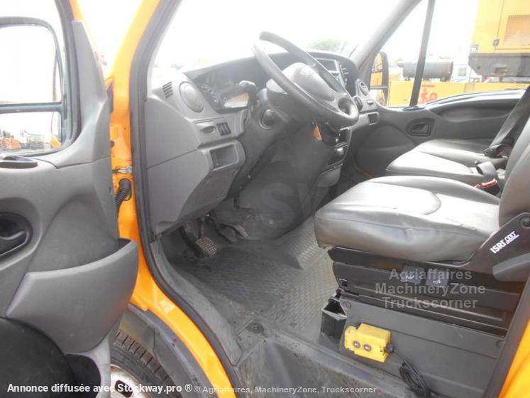 Photo Iveco Daily 35C15 image 3/9
