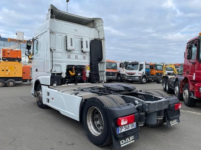 Tracteur DAF XF105 460