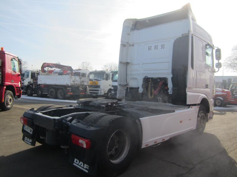 Tracteur DAF XF105 460