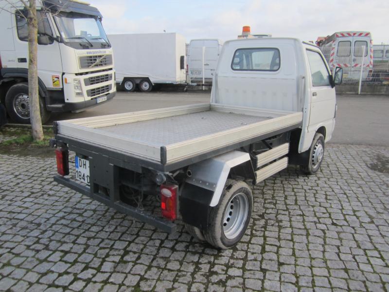 Utilitaire Piaggio Porter 1.3 Plateau