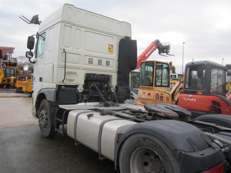 Tracteur DAF XF105 460