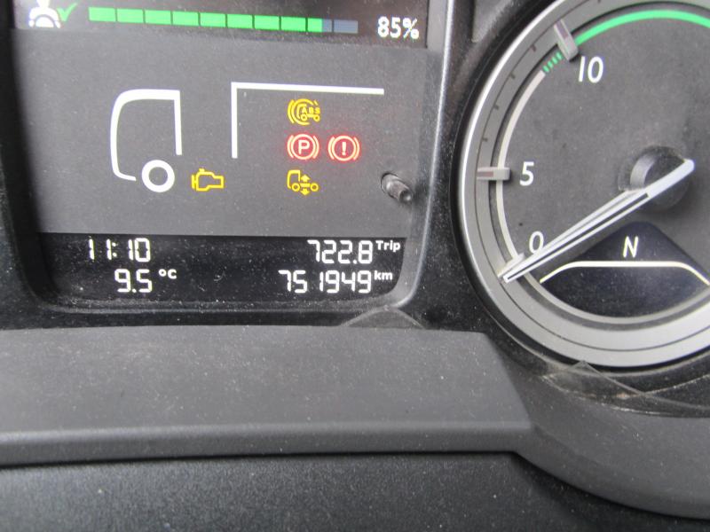 Tracteur DAF XF105 460