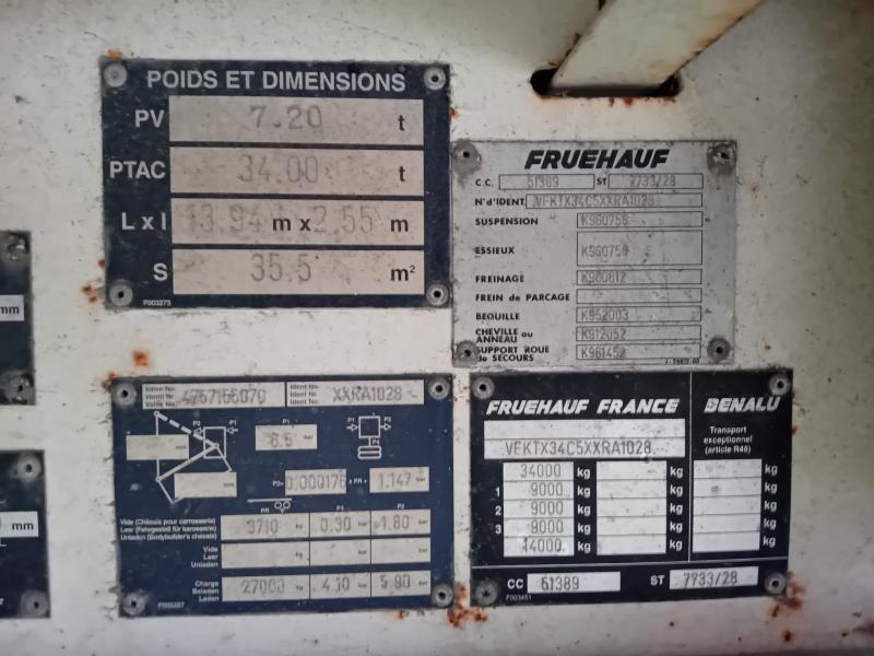 Semi-remorque Fruehauf Rideaux coulissants PLSC