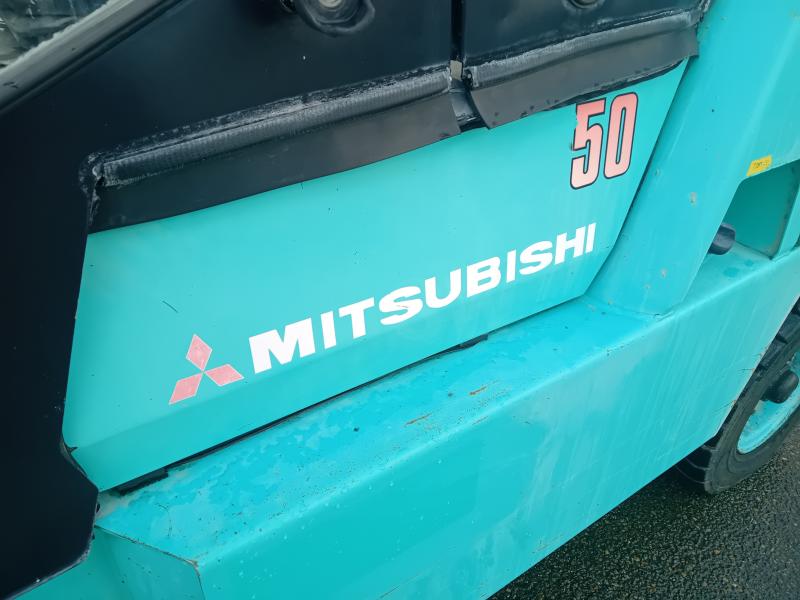 Chariot élévateur Mitsubishi FD50K Chariot diesel