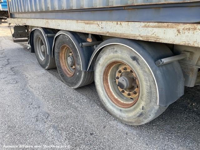 Photo Fruehauf Non spécifié  image 3/7