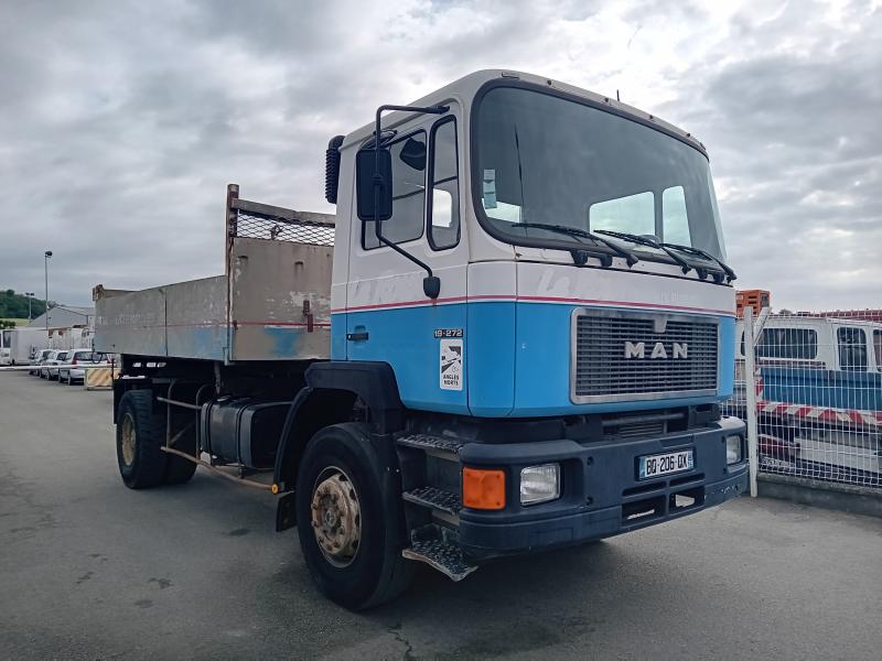 Camion MAN 19.272 Benne Bi-benne