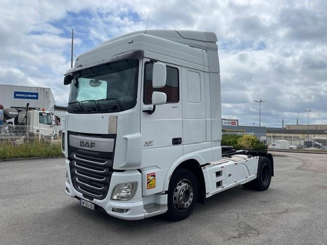 Tracteur DAF XF 460