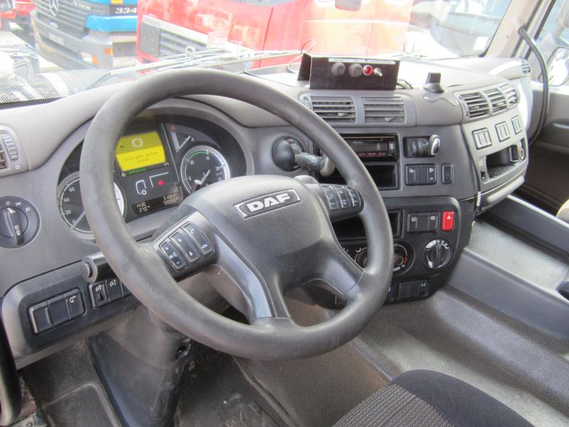 Tracteur DAF CF 460