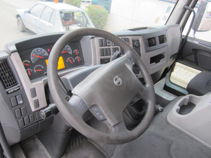 Camion Volvo FE 240 Frigo Multi température