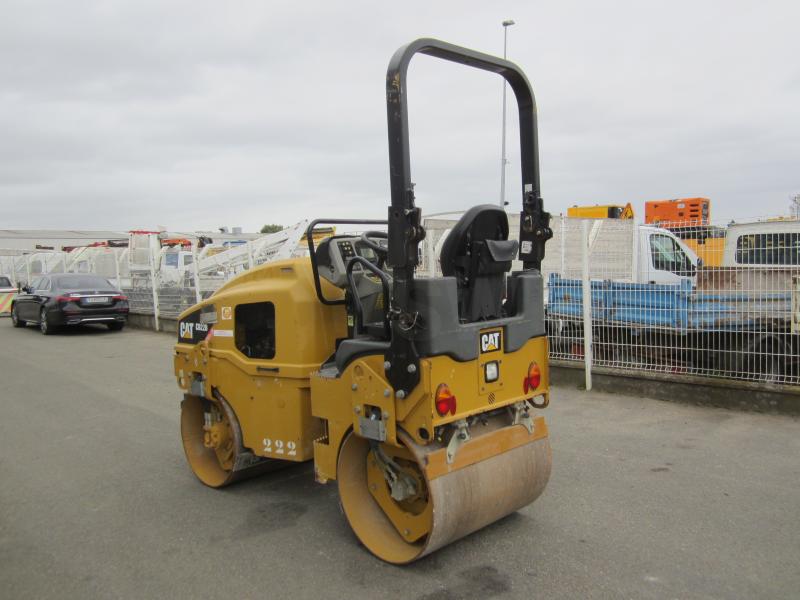 Compacteur Caterpillar CB22 Compacteur tandem