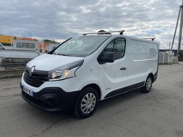 Utilitaire Renault Trafic DCI 120 Fourgon Fourgon tôlé