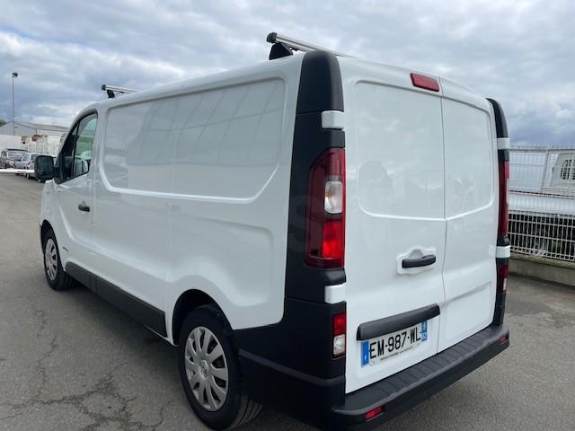 Utilitaire Renault Trafic DCI 120 Fourgon Fourgon tôlé