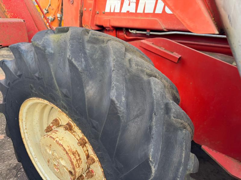 Chariot tout-terrain Manitou 1232 turbo