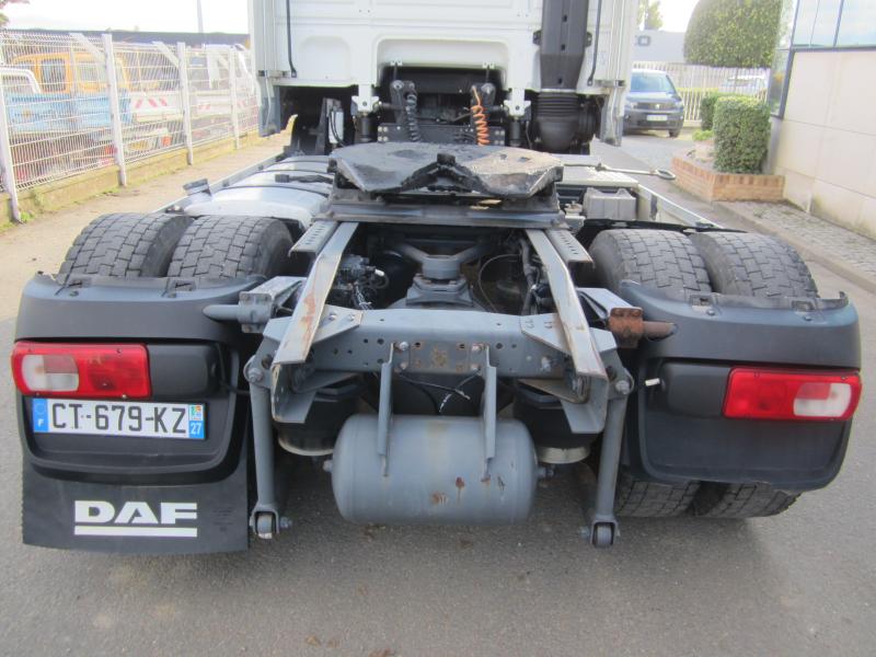 Tracteur DAF XF105 460