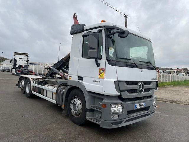 Camion Mercedes Actros 2544 Polybenne