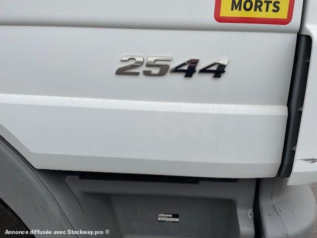 Photo Mercedes Actros 2544 image 3/10
