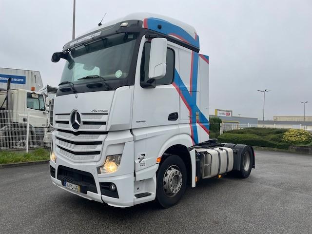 Tracteur Mercedes Actros 1845