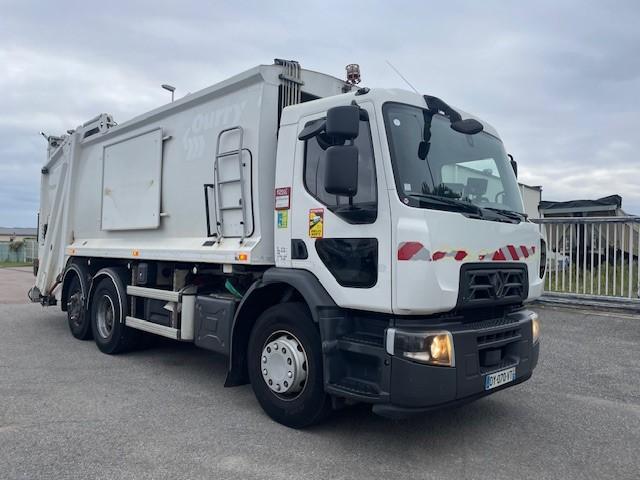 Engin de voirie Renault D-Series Camion benne à ordures ménagères