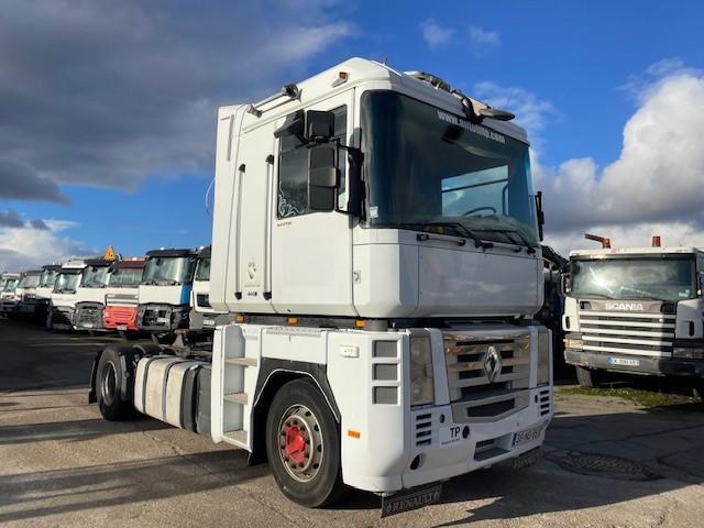 Tracteur Renault Magnum 460 DXI