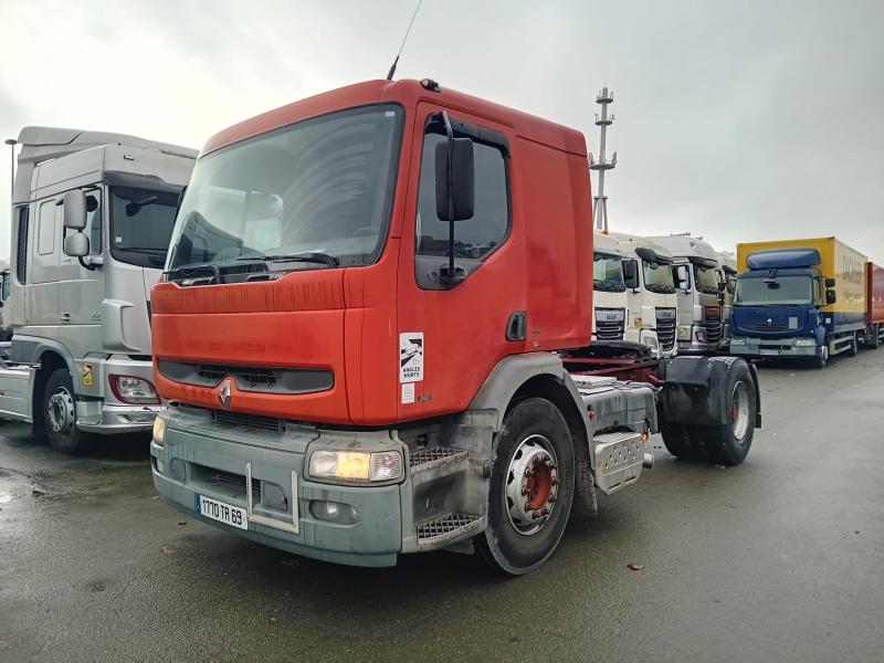 Tracteur Renault Premium 340