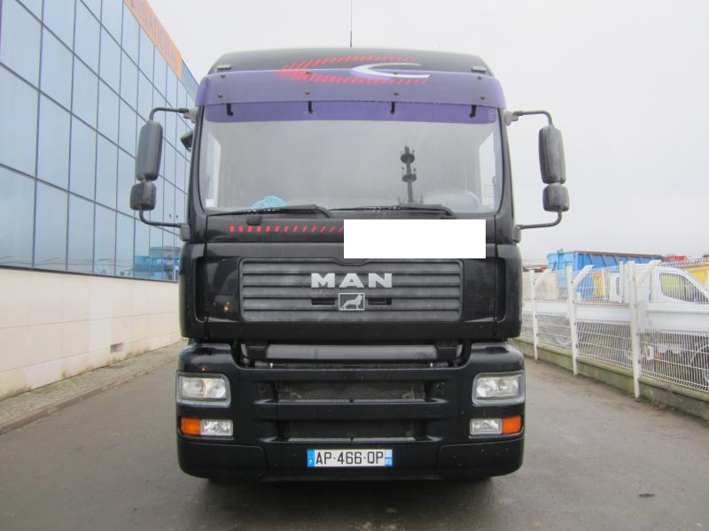 Tracteur MAN TGA 18.433