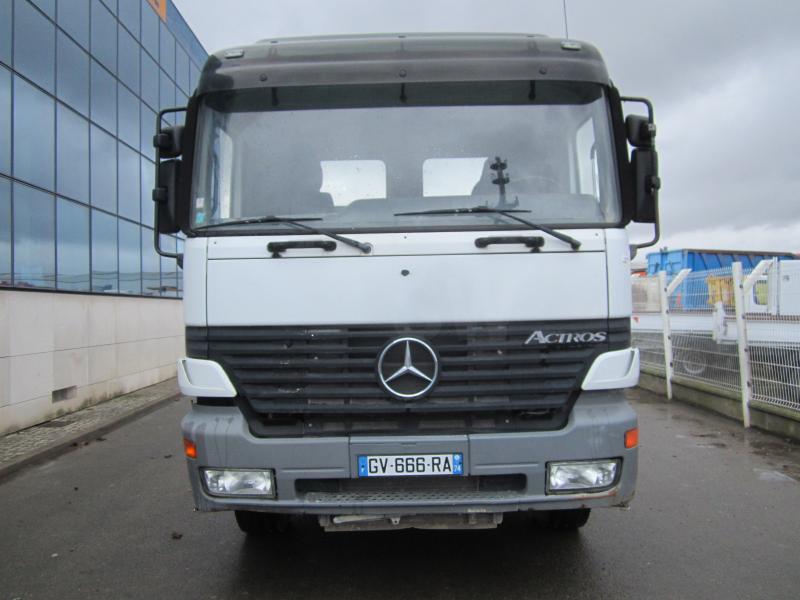 Tracteur Mercedes Actros 1843