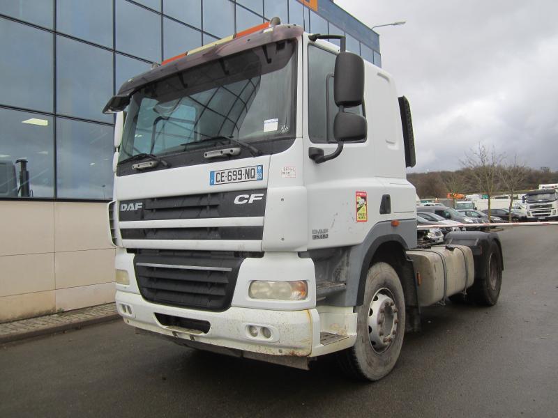 Tracteur DAF CF85 460