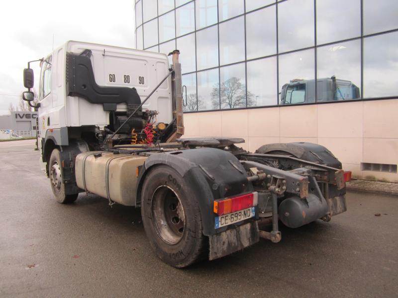 Tracteur DAF CF85 460