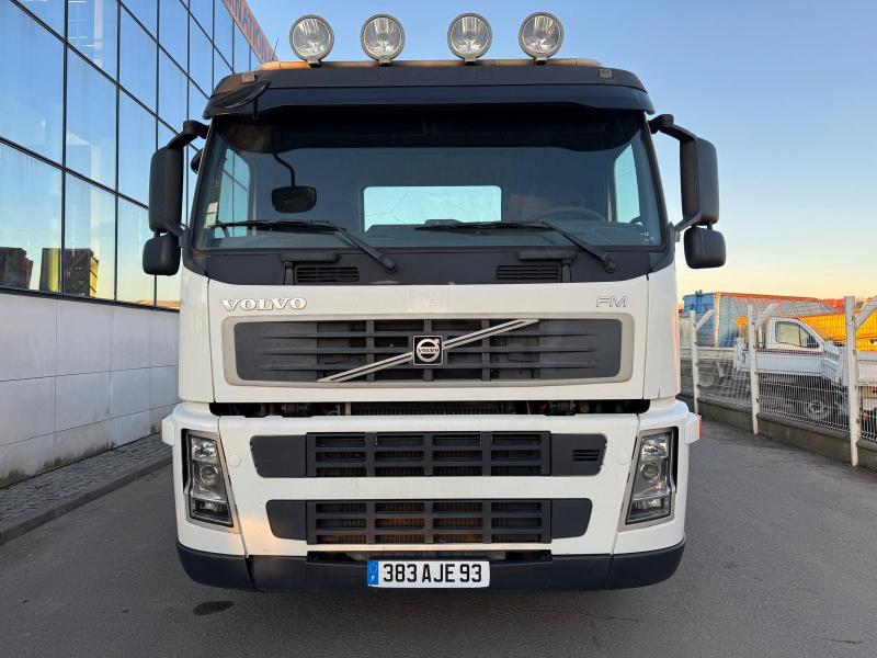 Camion Volvo FM 340 Porte engins