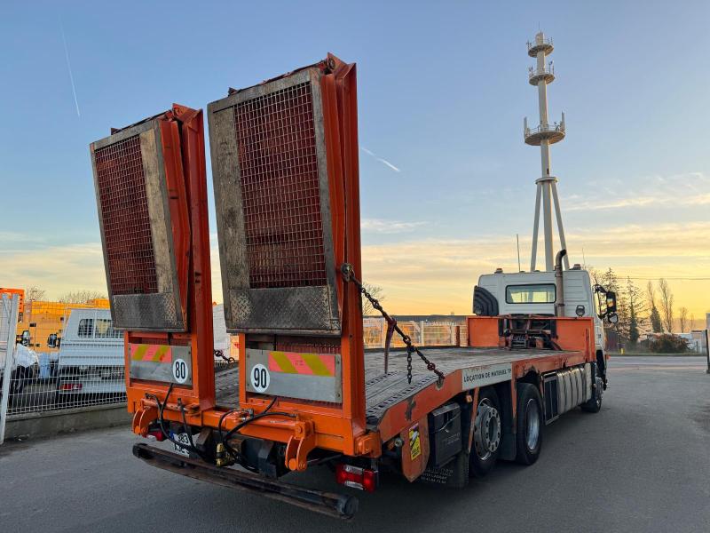 Camion Volvo FM 340 Porte engins