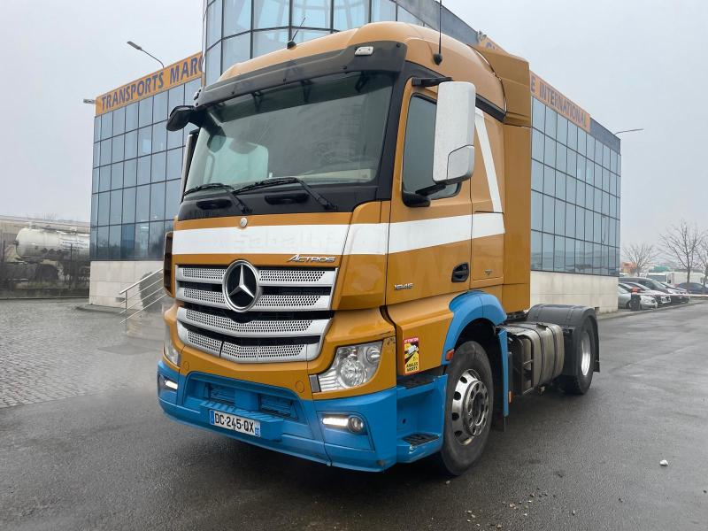 Tracteur Mercedes Actros 1845