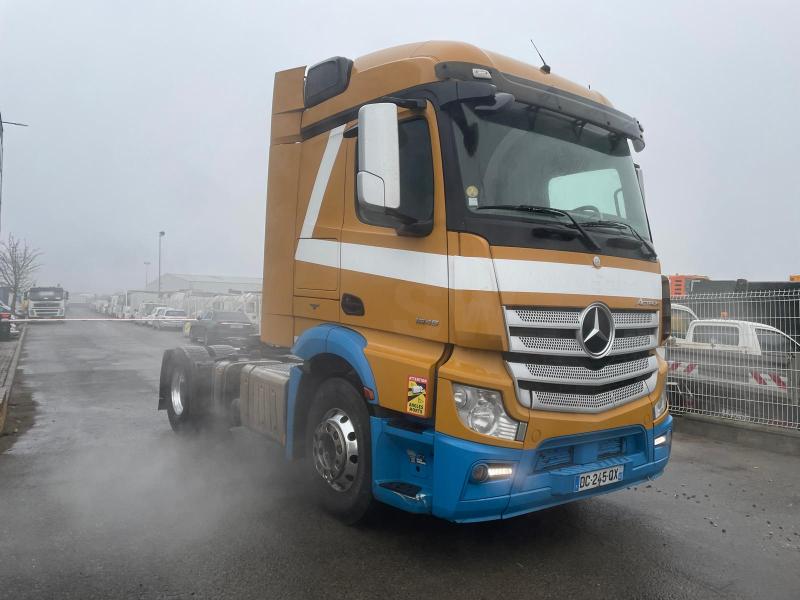 Tracteur Mercedes Actros 1845