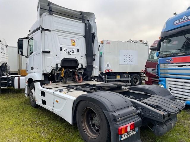 Tracteur Mercedes Actros 1845