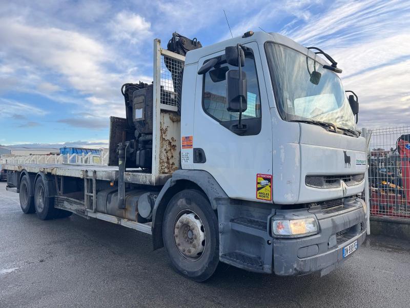 Camion Renault Premium Plateau