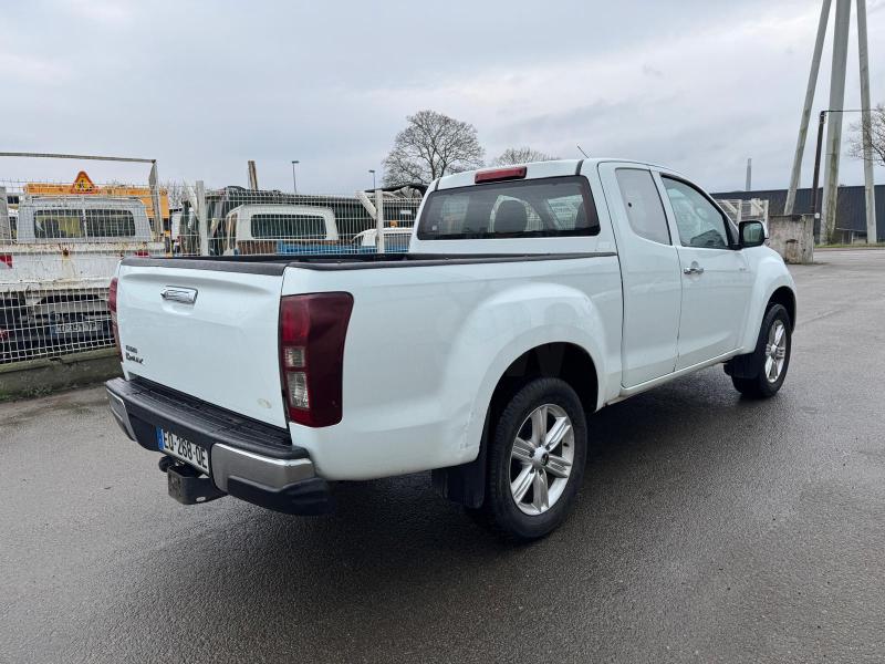 Utilitaire Isuzu D-MAX Plateau