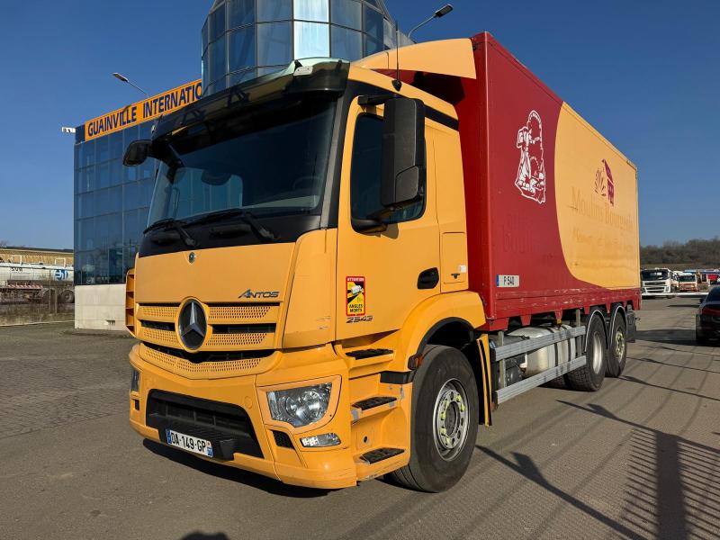 Camion Mercedes Antos 2543 Fourgon