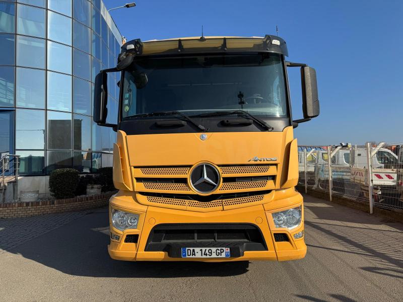 Camion Mercedes Antos 2543 Fourgon