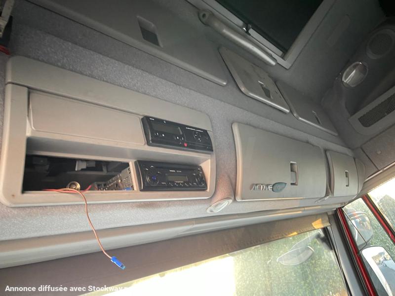 Photo Iveco Stralis 560 image 9/10