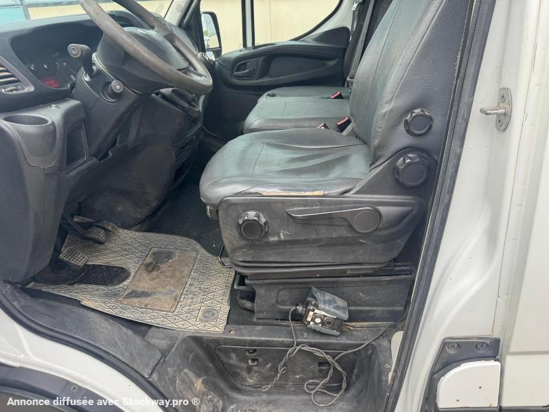 Photo Iveco Daily 35C15 image 16/18